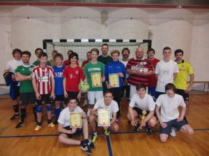Schul- und Vereinsmeisterschaft im Hallenfußball am 21.03.13